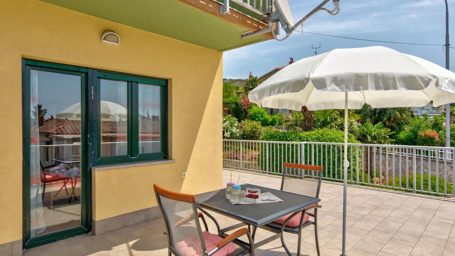 Apartments Jasna Crikvenica 0*,